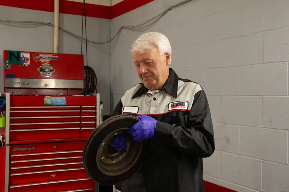 Valve inspection and repair at WestWoodHonda automotive service centre. Valve inspection and repair at WestWoodHonda automotive service centre.